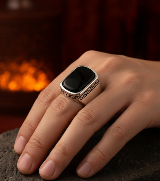 The Izmir Black Ring